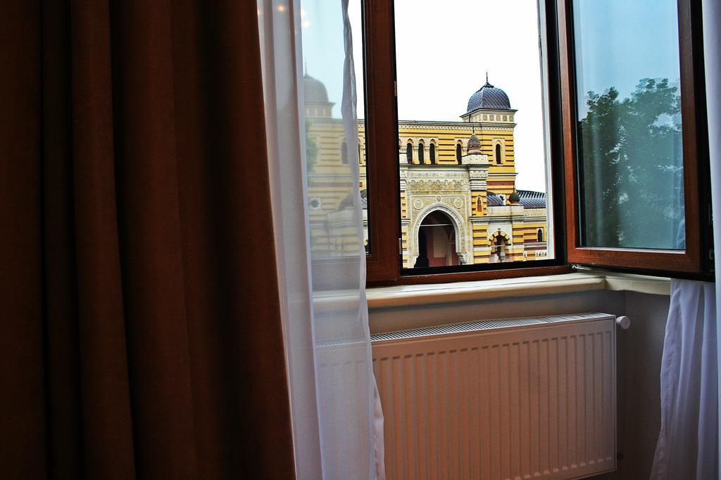Rustaveli Hotel Tbilisi Exterior foto